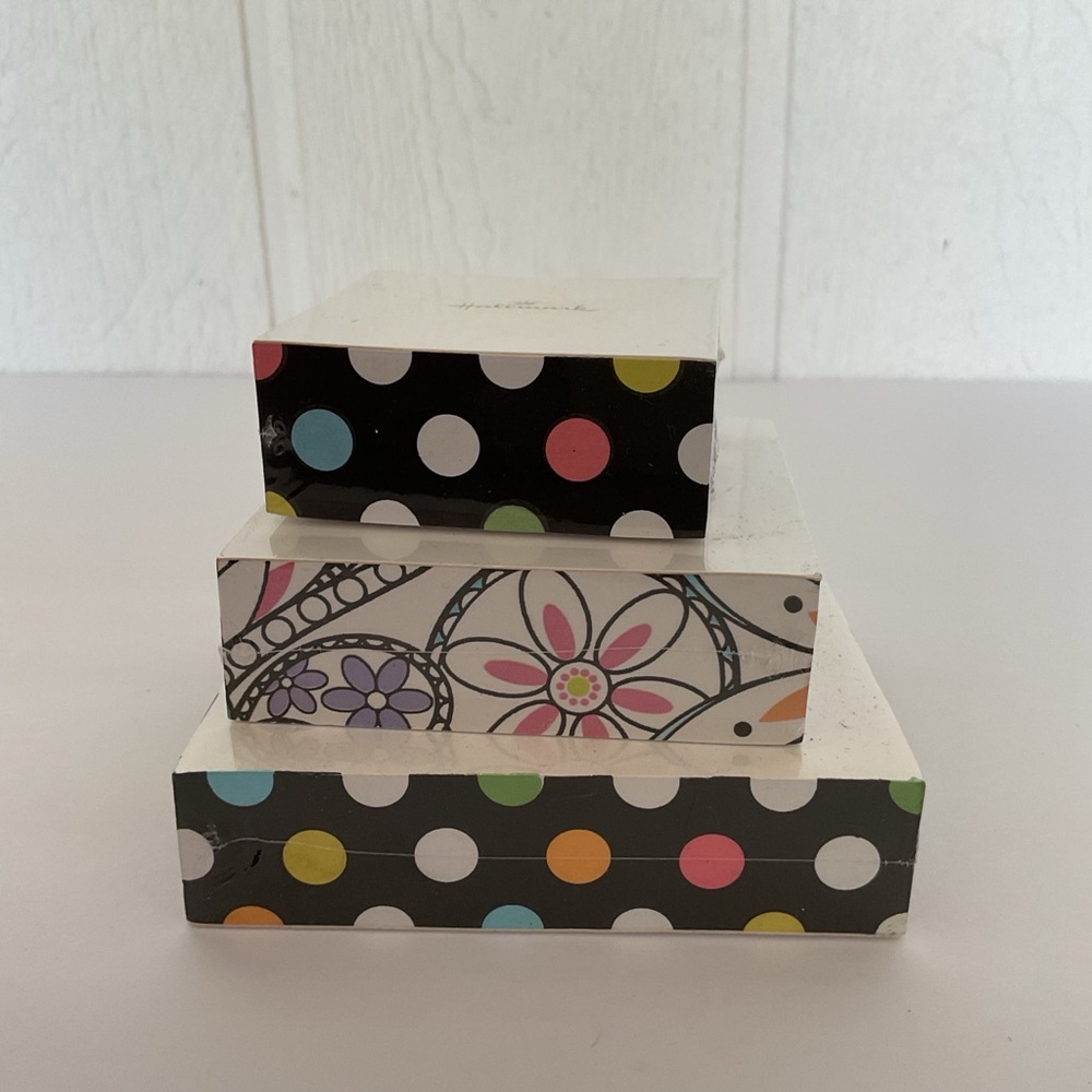 Hallmark Set of Three Note Cubes NWT